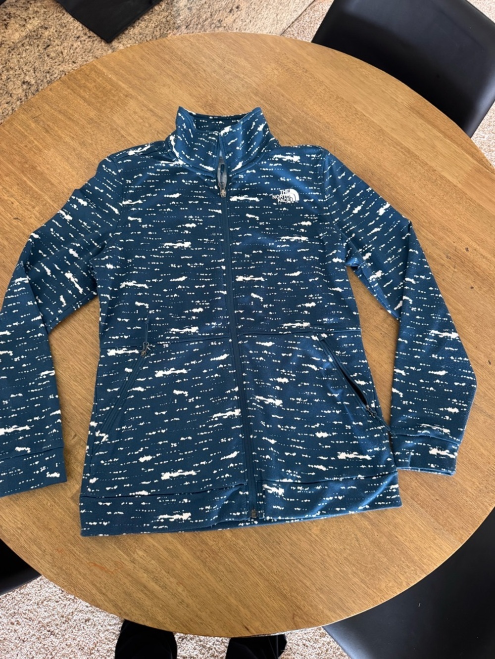 The NorthFace W100 NVCinder FZ-RTO Size Medium​ - Picture 2 of 6